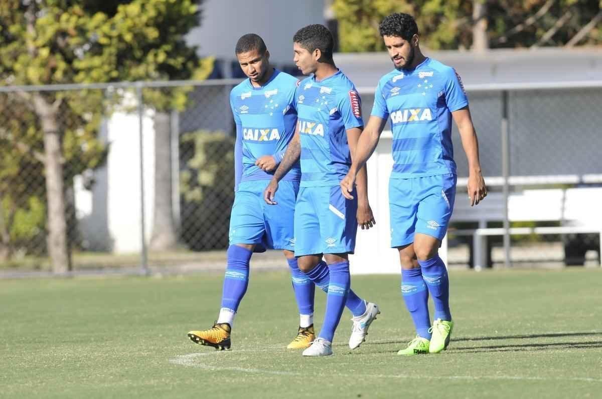 Imagens do treino do Cruzeiro nesta tera-feira (25/07) na Toca da Raposa II