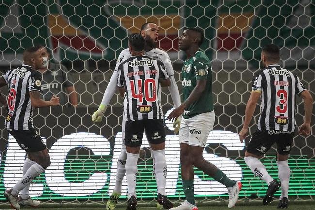 35 rodada - Atltico empatou com o Palmeiras por 2 a 2, no Allianz Parque; Matas Zaracho e Hulk fizeram os gols do Galo