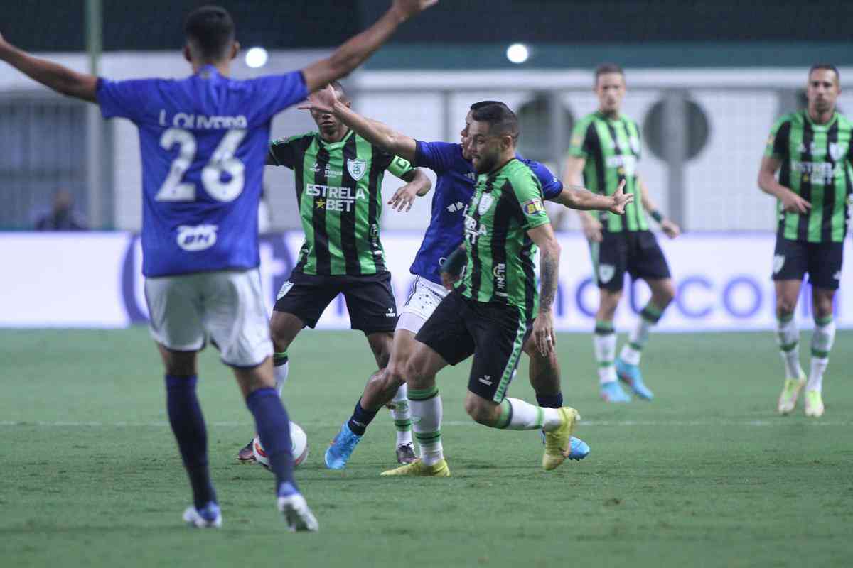 Equipes se enfrentaram no Independncia, em Belo Horizonte, pela volta da semifinal do Campeonato Mineiro