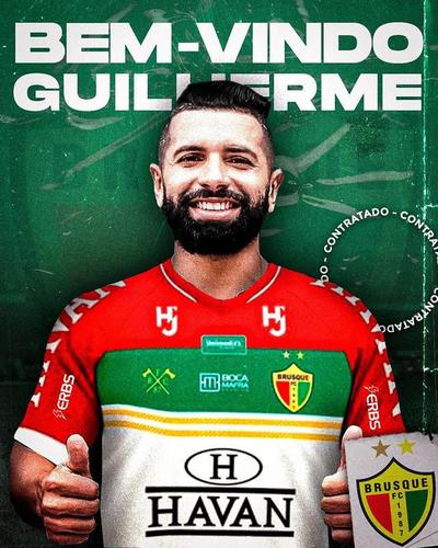 Guilherme, meia-atacante (Brusque)