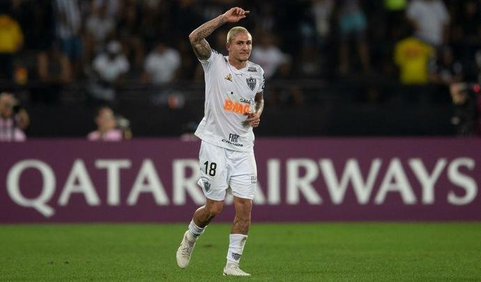 Vincius marcou o gol do Atltico no primeiro tempo, depois de galha da defesa do Botafogo