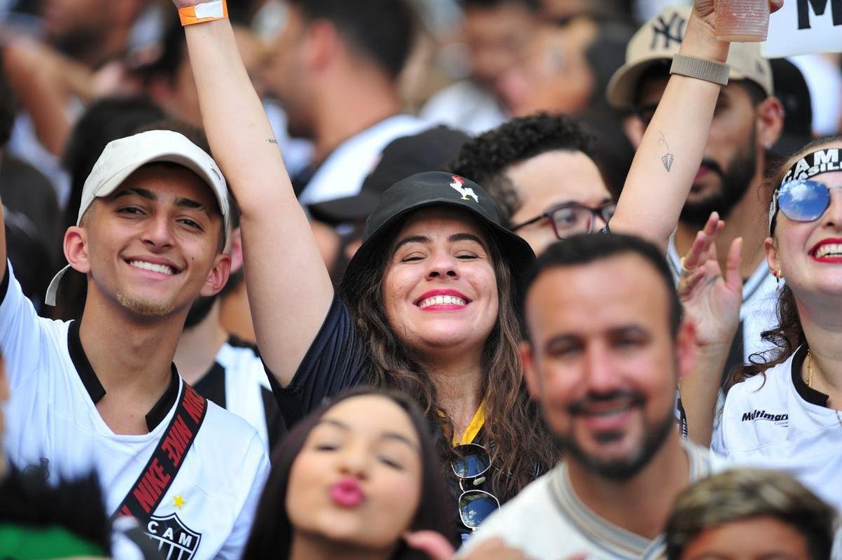 Festa da torcida do Atltico, no Mineiro, no jogo em que o time ergueu a taa de campeo brasileiro, diante do RB Bragantino