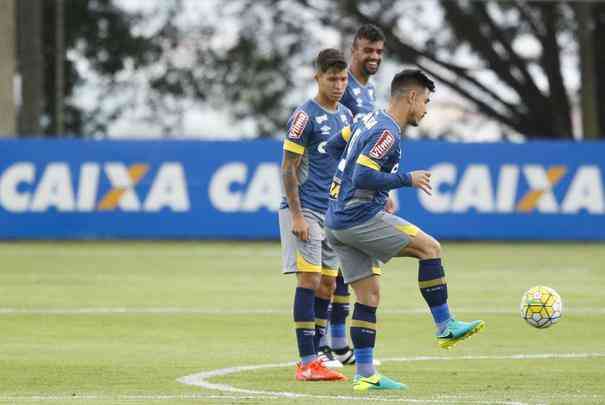 Mano comandou atividade tcnica nesta quarta, antes de Cruzeiro x Ponte, jogo de sbado, pela Srie A