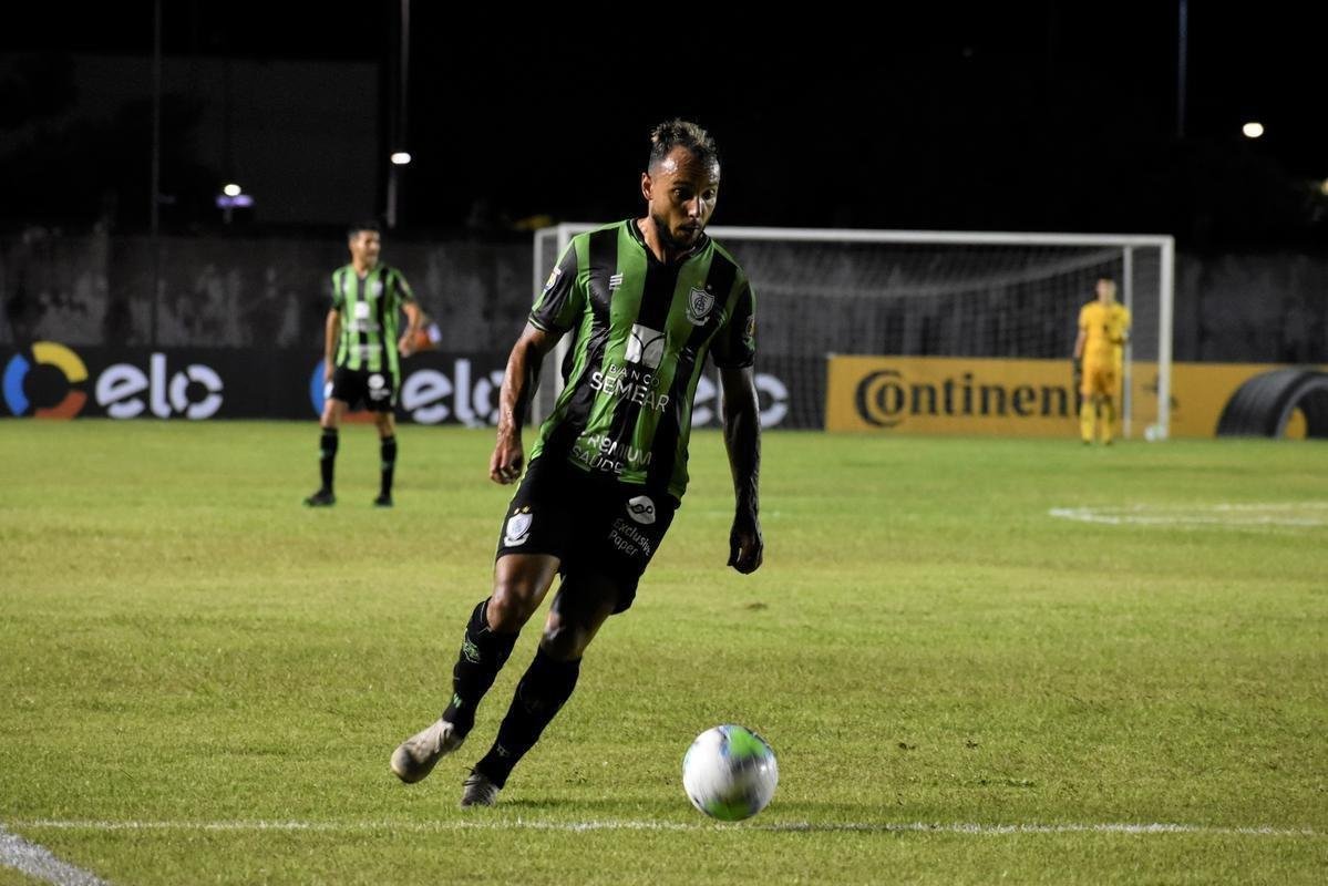 Empate por 1 a 1 com Santos do Amap garantiu classificao do Amrica  segunda fase da Copa do Brasil