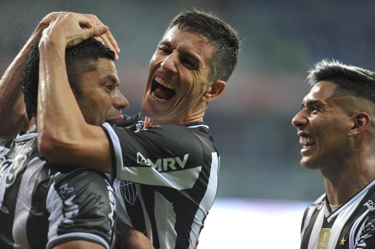 Galo venceu Cruzeiro com gols de Hulk (2) e Nacho. Edu descontou para a Raposa