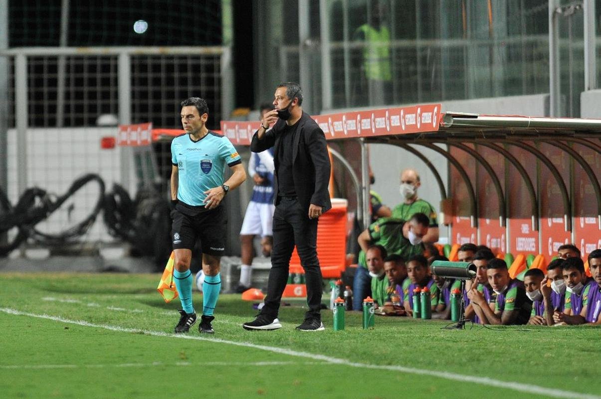 Fotos da derrota do Amrica para o Independiente del Valle, por 2 a 0, no Independncia, pelo Grupo D da Copa Libertadores