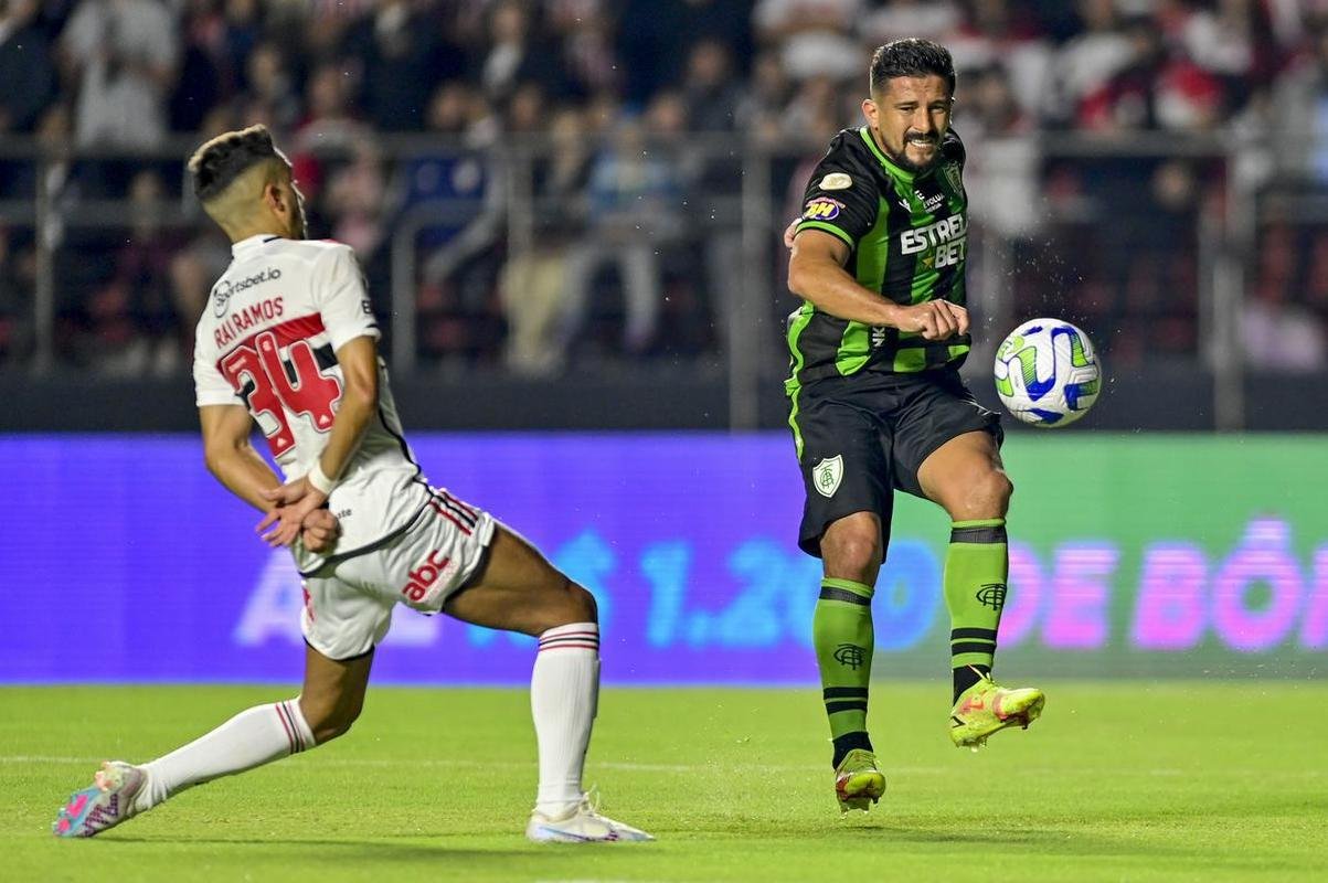 So Paulo e Amrica se enfrentaram neste sbado (22/4), no Morumbi, pela segunda rodada do Campeonato Brasileiro de 2023