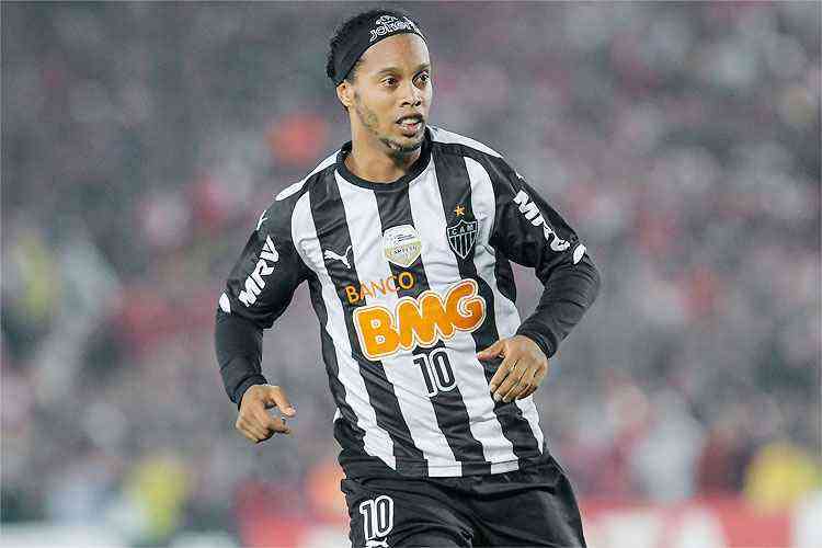 Sette Camara Lamenta Situacao De Ronaldinho E Torce Por Jogo De Despedida Pelo Atletico Superesportes