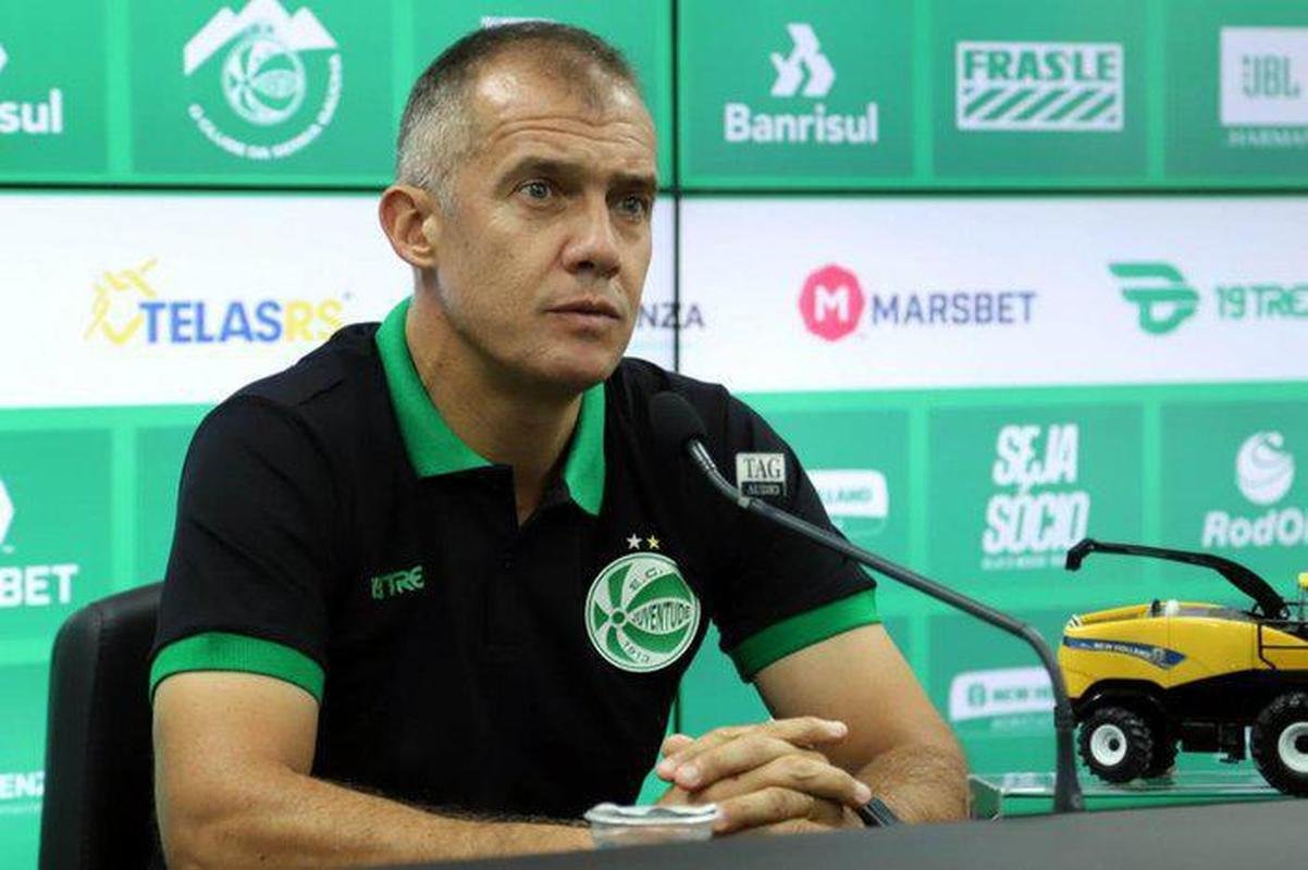 Juventude - Eduardo Baptista