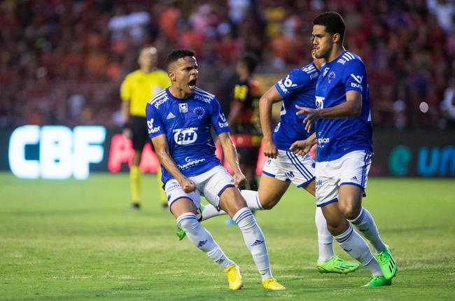 Cruzeiro foi batido pelo Sport por 3 a 1 na Ilha do Retiro pela Série B
