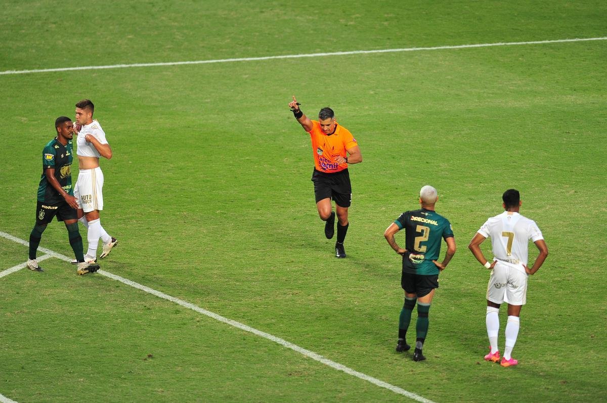 Fotos do jogo entre Amrica e Cruzeiro, pela semifinal do Mineiro
