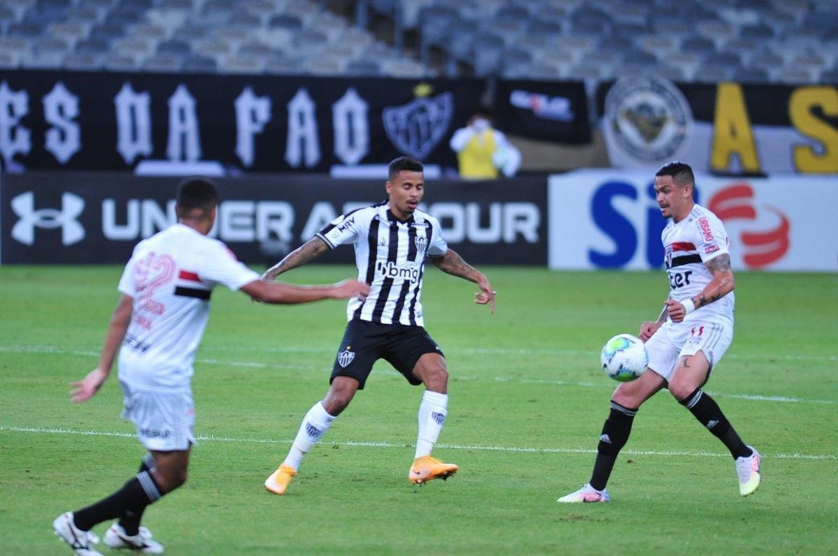 Fotos do duelo entre Atltico e So Paulo, no Mineiro, em Belo Horizonte, pela stima rodada do Campeonato Brasileiro