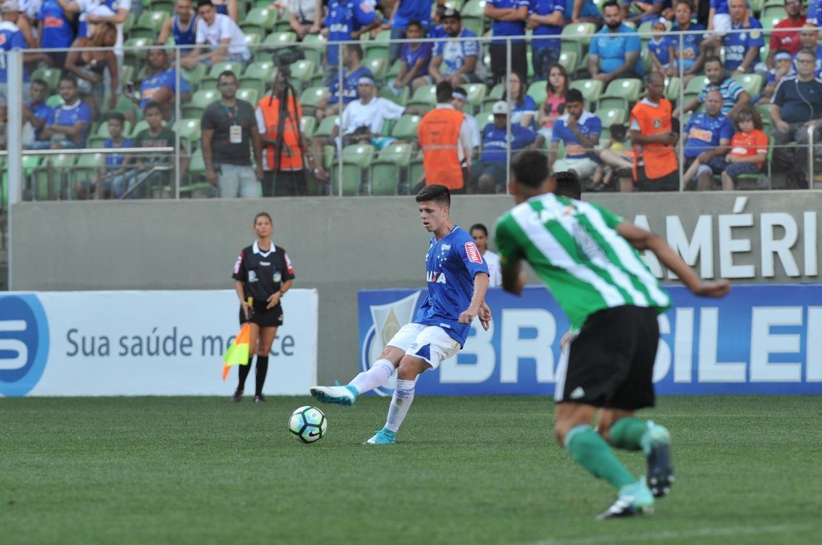 Imagens do jogo entre Cruzeiro e Coritiba, no Independncia, pela final do Campeonato Brasileiro Sub-20