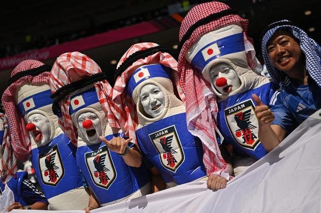 Japoneses esbanjaram criatividade na partida Japo x Costa Rica, no Catar