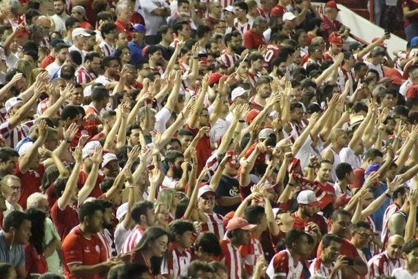 Nutico recebeu o ABC, nos Aflitos, em primeira partida da sequncia em casa e acabou sendo surpreendido aps incio ruim de segundo tempo