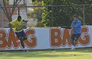 Imagens do treino do Cruzeiro nesta segunda-feira (12/08)