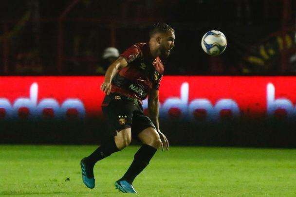 Na Ilha do Retiro, o Sport recebeu o América-MG para tentar buscar sua terceira vitória consecutiva