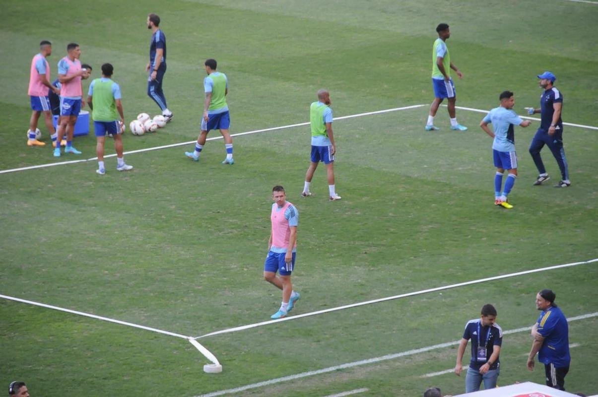 Fotos da partida entre Cruzeiro e Bahia, no Mineir�o, pela 20� rodada da S�rie B do Brasileiro