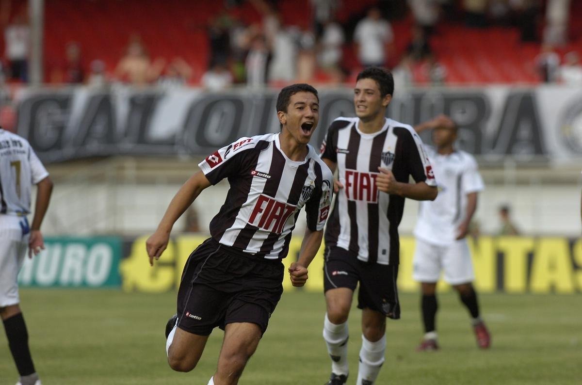 Semifinal do Campeonato Mineiro de 2008: Atltico venceu o Tupi no primeiro jogo, em casa, por 3 a 2, e no segundo jogo, fora de casa, por 1 a 0.
