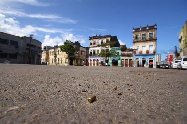 Confira a situação do Pátio de Santa Cruz, um dia após o episódio de violência que interrompeu a comemoração de 106 anos de fundação do Tricolor