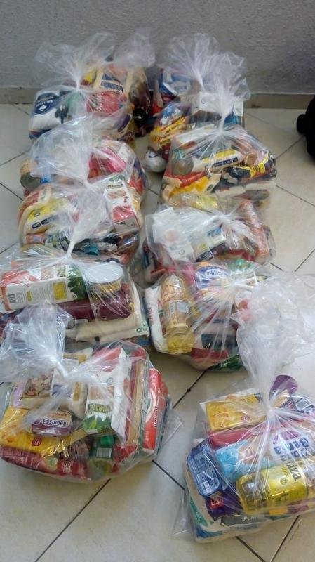 Bremer doou 200 cestas bsicas em Taboo da Serra, em So Paulo