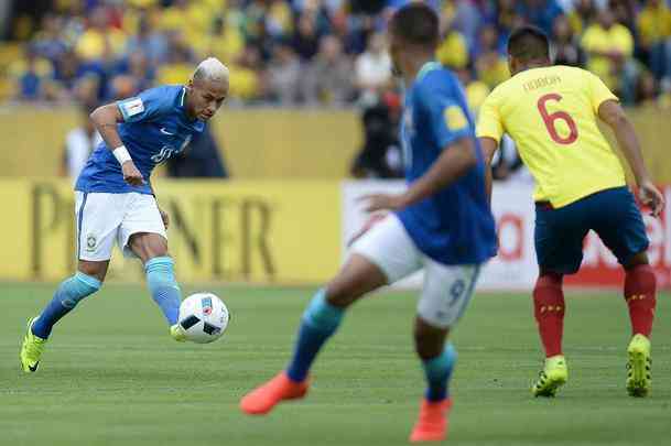 Imagens do jogo entre Equador e Brasil, em Quito, pelas Eliminatrias da Copa de 2018