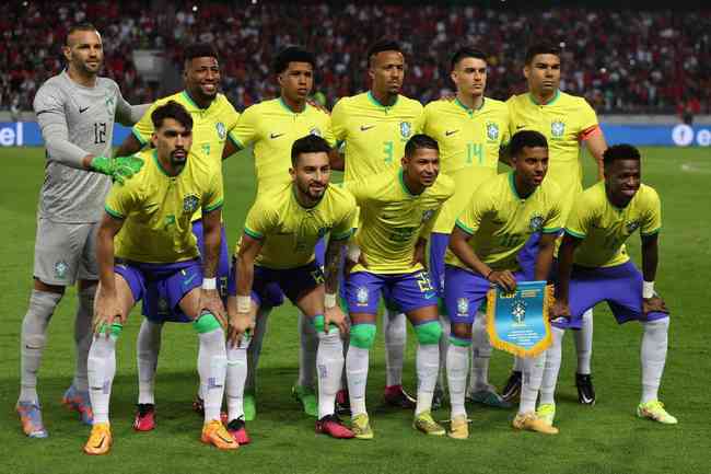 Brasil comete erros e perde para o Marrocos no primeiro jogo em