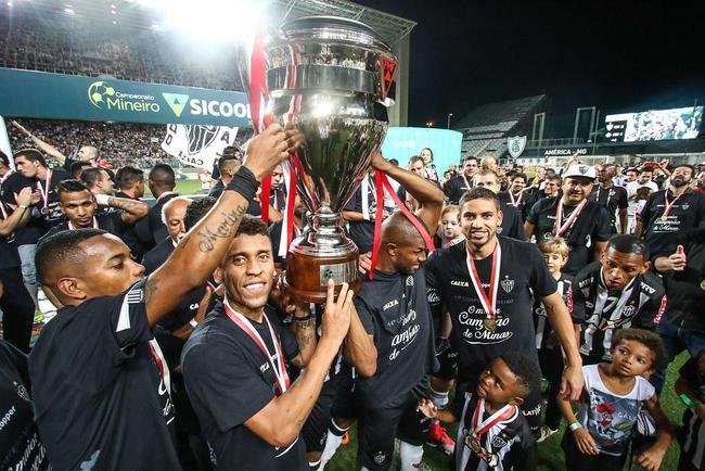 4 - Marcos Rocha (2012, 2013, 2015 e 2017, todos pelo Atltico)