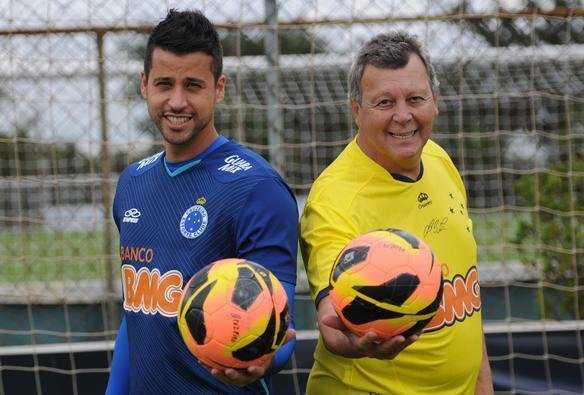 Com 499 jogos, Fbio est perto de alcanar marca de Raul, que disputou 549 partidas