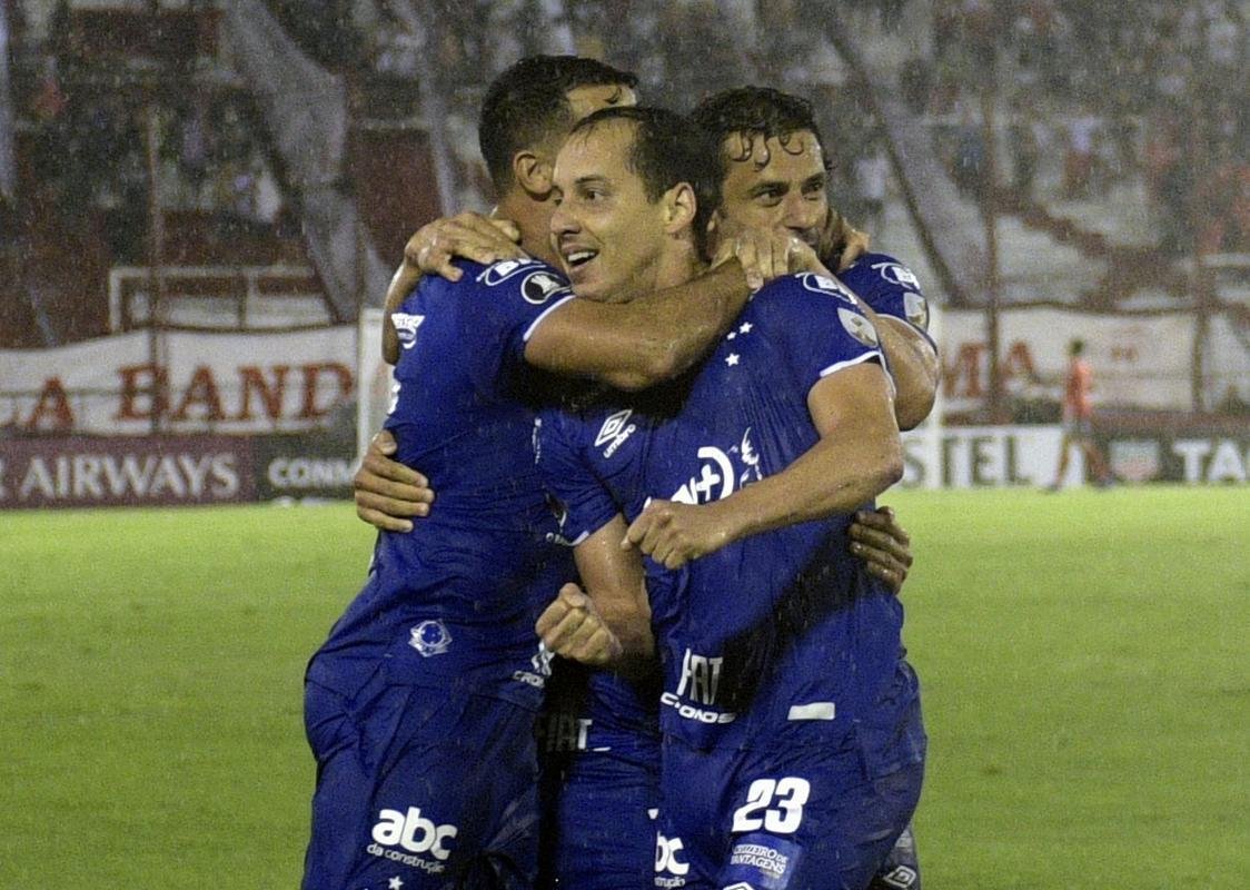 Cruzeiro venceu Huracn por 1 a 0 com gol de Rodriguinho