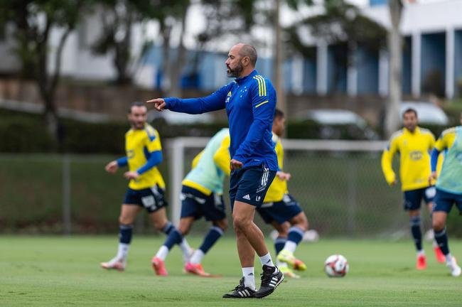 Fotos do treino do Cruzeiro nesta quarta-feira (20/10) na Toca II