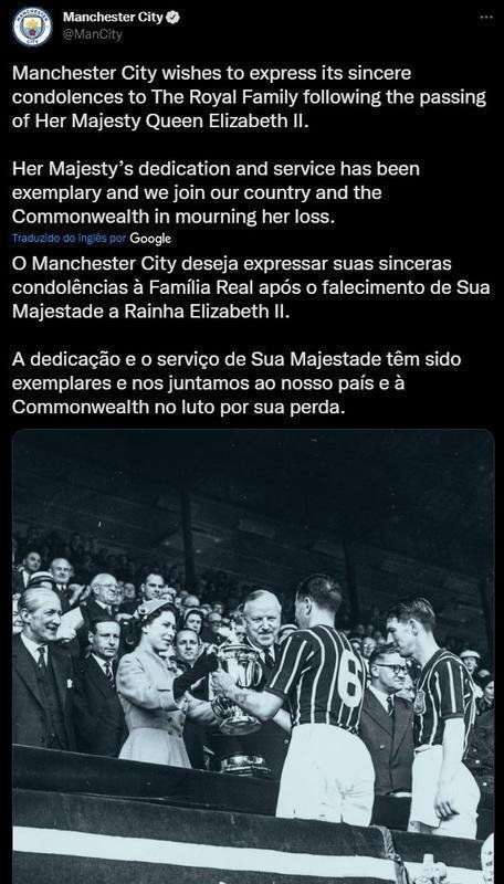 Postagem do Manchester City - O Manchester City deseja expressar suas sinceras condolncias  Famlia Real aps o falecimento de Sua Majestade a Rainha Elizabeth II. A dedicao e o servio de Sua Majestade tm sido exemplares e nos juntamos ao nosso pas e  Commonwealth no luto por sua perda.
