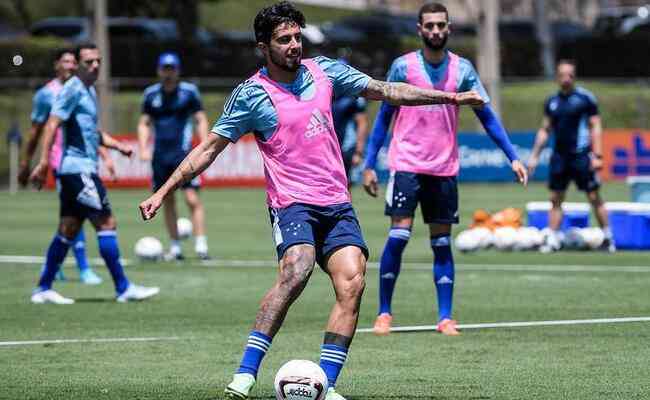 JOGOS DE HOJE NA SÉRIE B: Dia de Cruzeiro, Sport, Bahia, Chapecoense, CSA e  Vila Nova