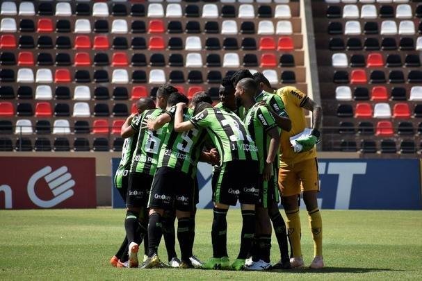 Fotos do empate por 0 a 0 entre Botafogo-SP e Amrica, em Ribeiro Preto, pela Srie B do Brasileiro