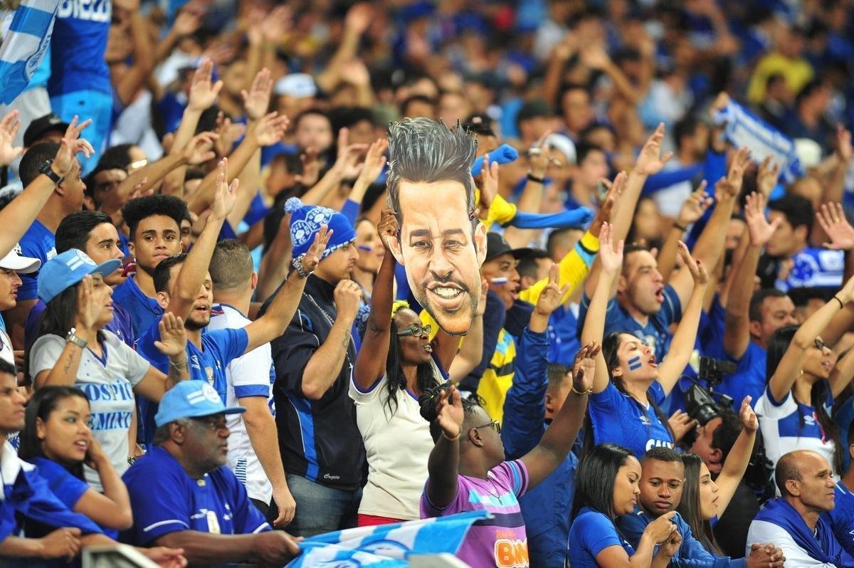 Torcida cruzeirense encheu o Mineiro em deciso com Flamengo na Copa Libertadores