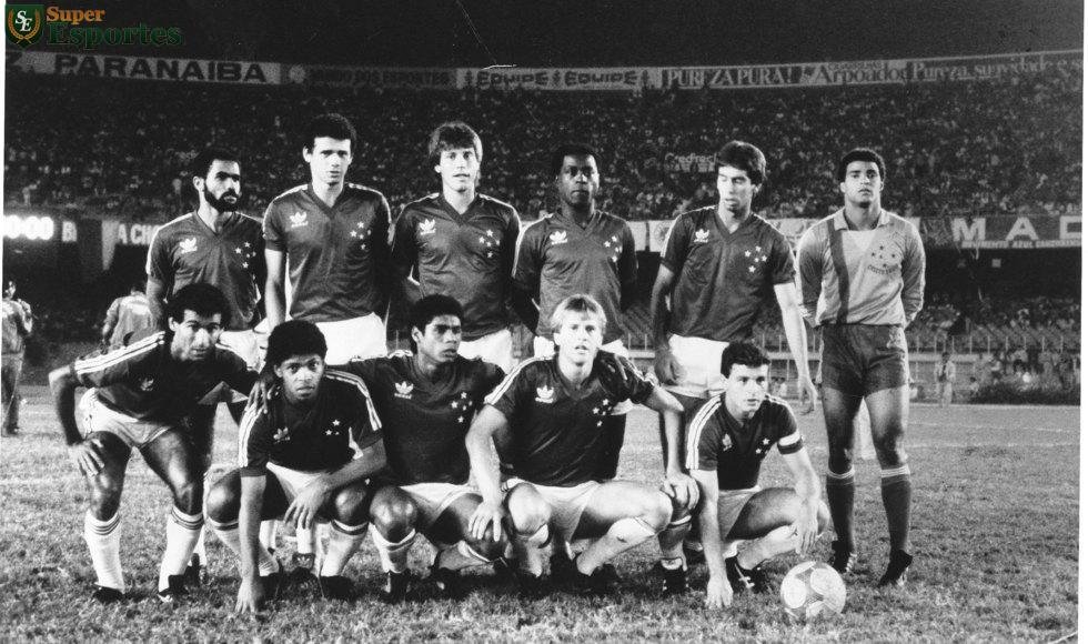 Cruzeiro campeão mineiro de 1987: Genilson, Vilmar, Douglas, Balu, Gilmar Francisco e Gomes; Robson, Eduardo, Vanderley, Ademir e Edson