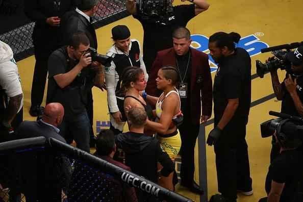 Fotos da grande vitória de Amanda Nunes pelo cinturão do UFC