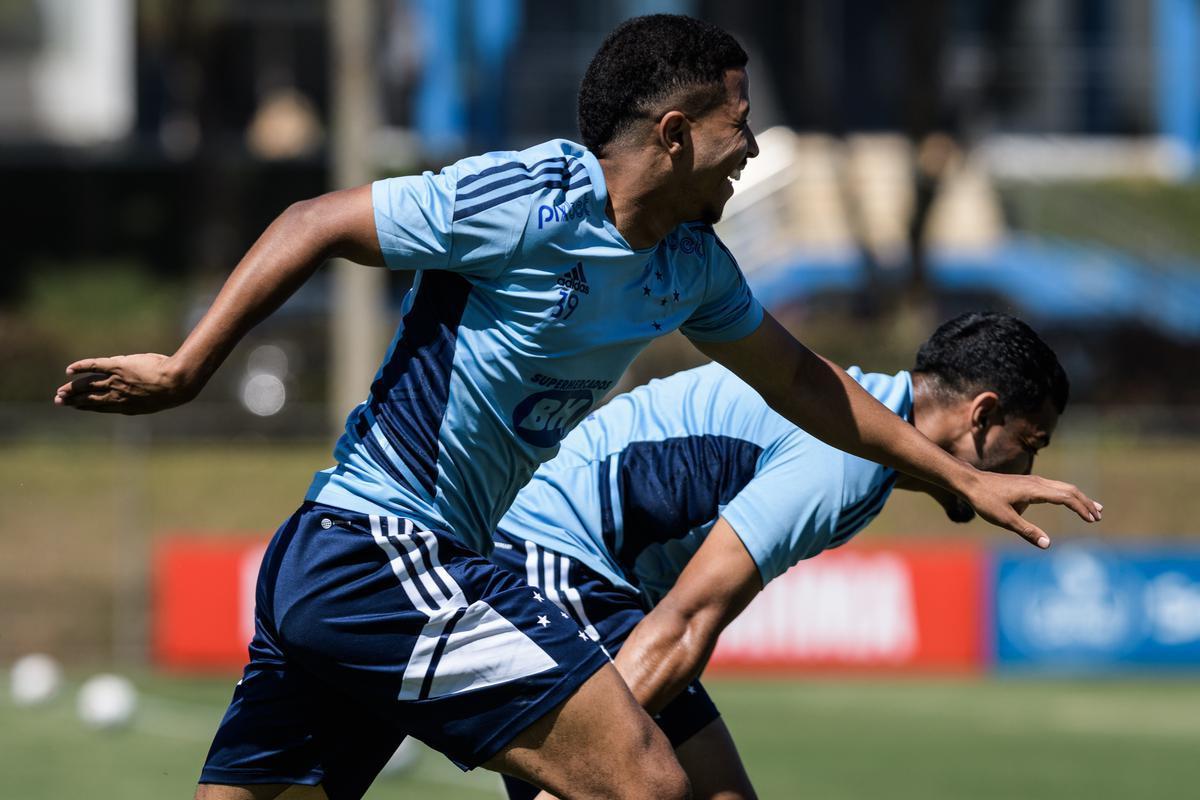 Cruzeiro fecha preparação para jogo contra o Criciúma