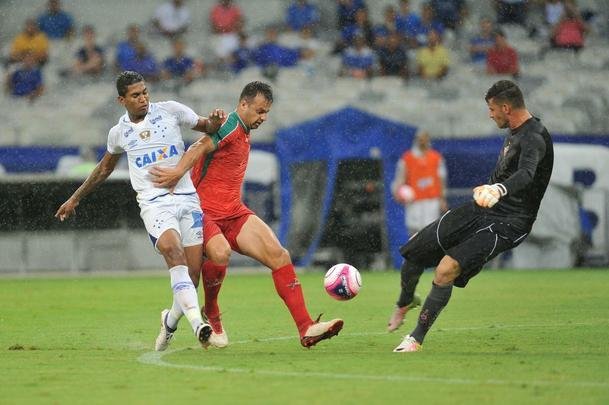 Cruzeiro vence Boa Esporte e segue invicto e lder do Campeonato Mineiro 