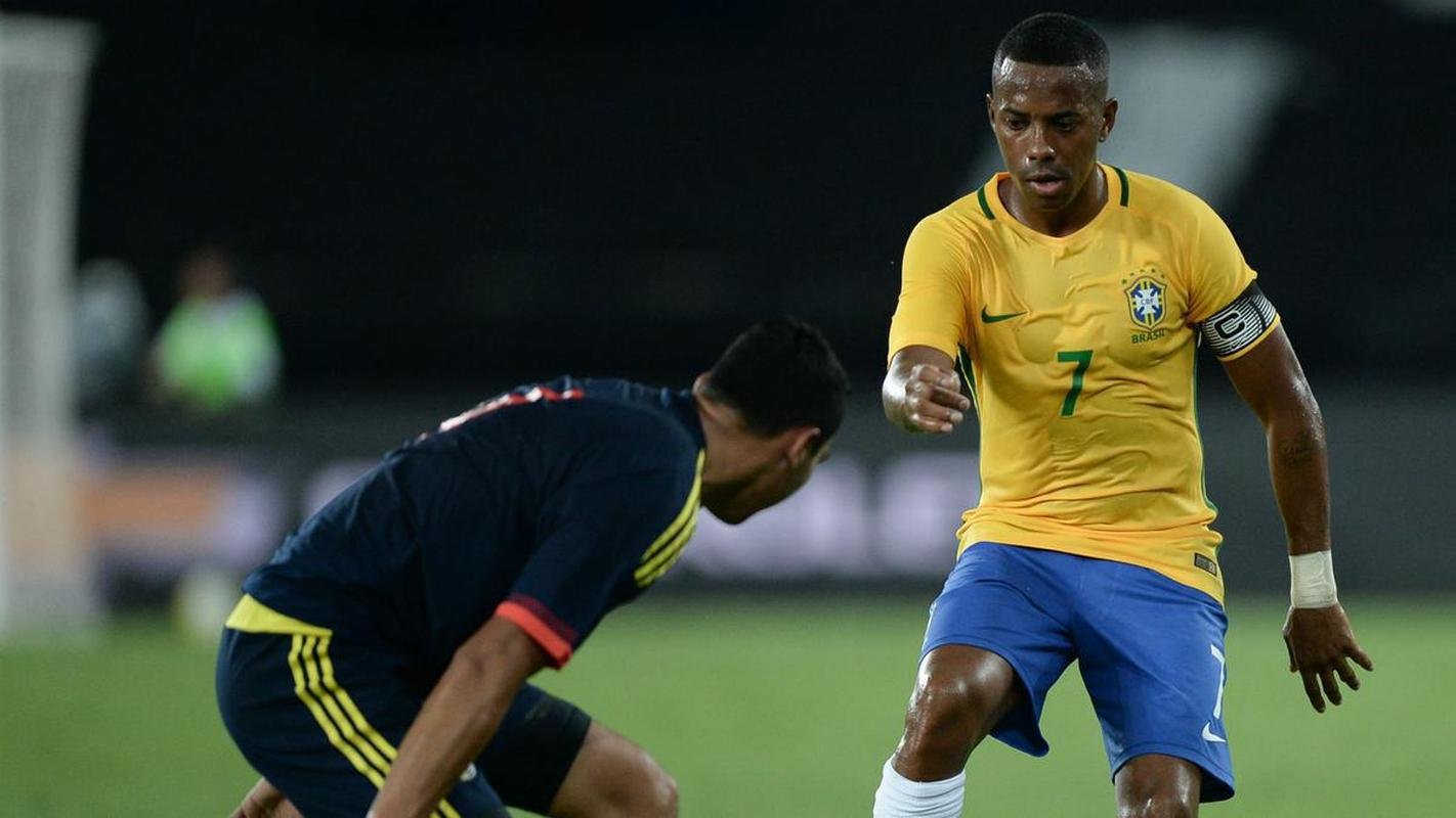 Robinho - Primeira convocao na dcada com a camisa do Atltico foi em 2017