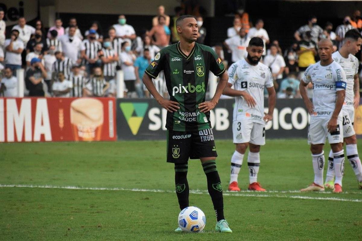 Santos e Amrica se enfrentaram na Vila Belmiro