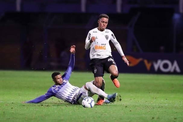 Fotos da partida entre Ava e Atltico, pelo Campeonato Brasileiro