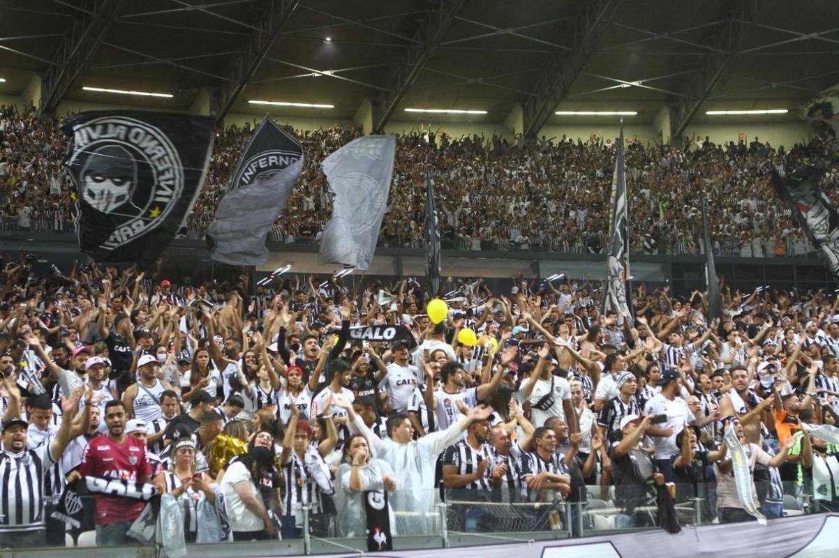 Fotos da torcida do Atltico no Mineiro durante a partida contra o Juventude pela 34 rodada do Campeonato Brasileiro