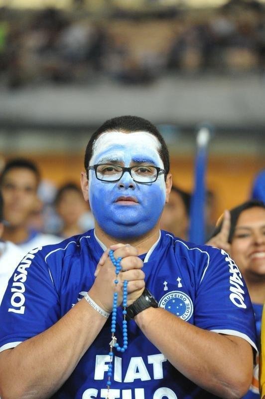 Torcedores do Cruzeiro na partida contra o Palmeiras no Mineiro
