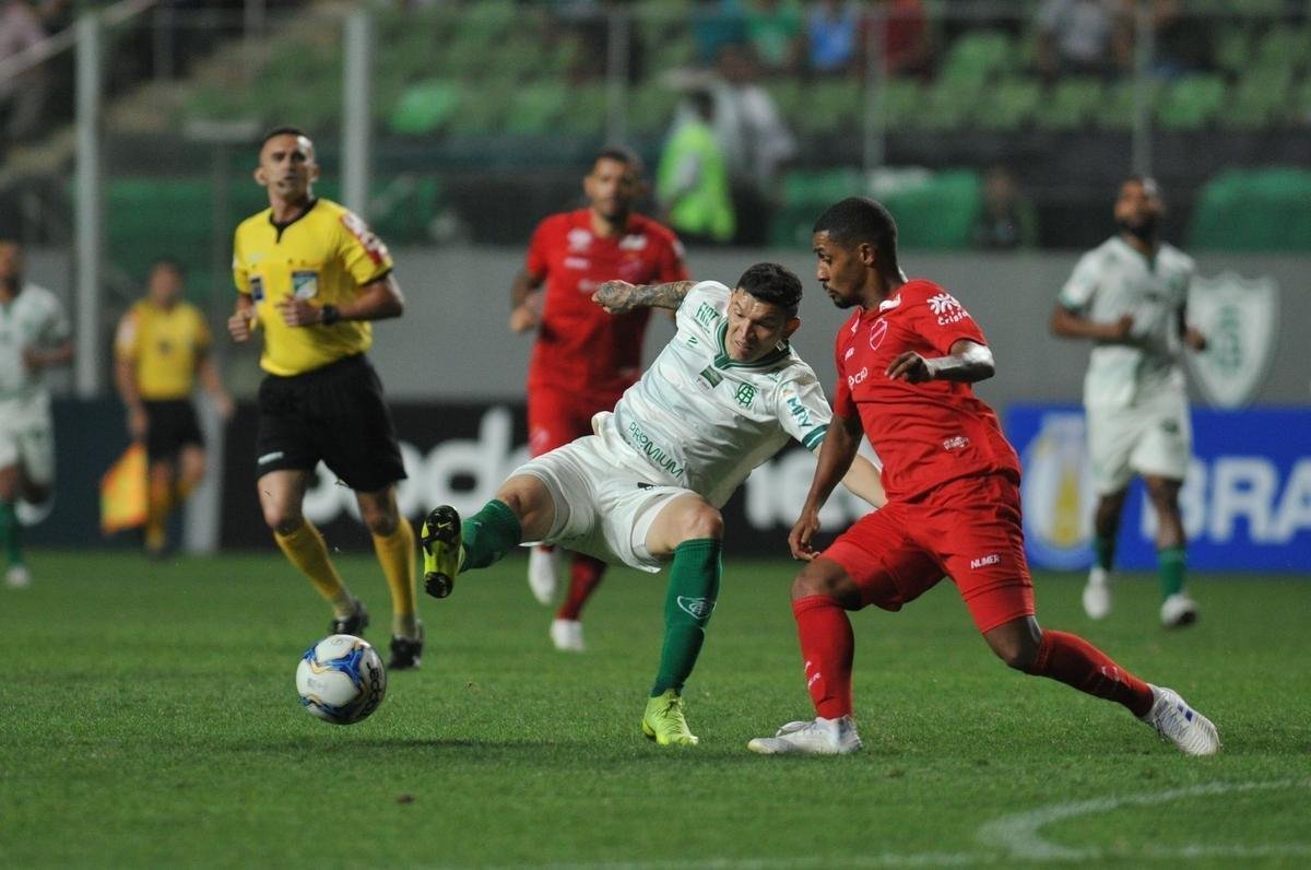 Amrica enfrentou o Vila Nova nesta tera-feira, no Independncia