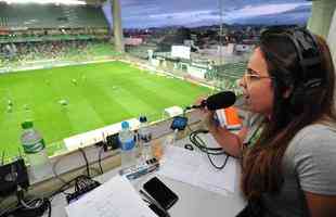 Rdio Inconfidncia inova e lana jornalista Isabelly Morais, de 20 anos, como narradora esportiva. Nesta tera, ele estreou transmitindo a partida entre Amrica e ABC-RN, no Independncia, pela Srie B do Brasileiro.
