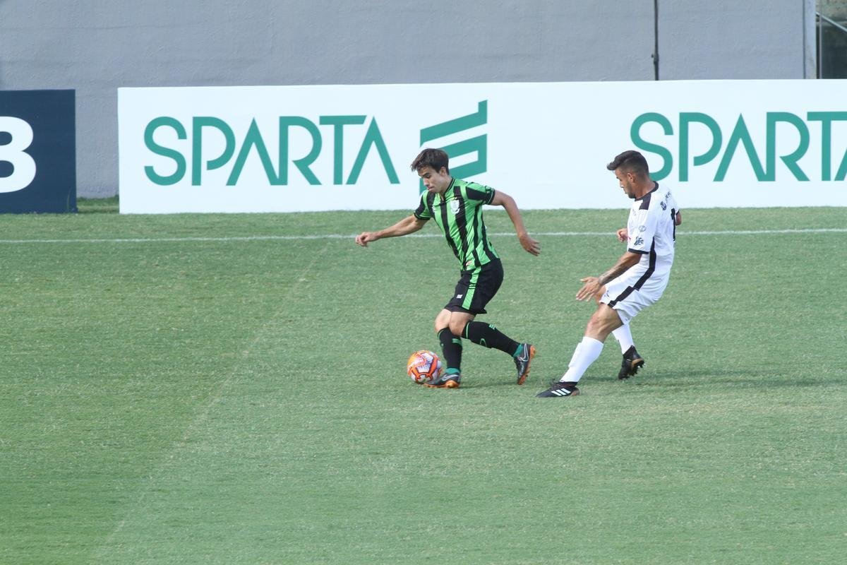 Lances do primeiro tempo de Amrica x Tupi, no Independncia, pela terceira rodada do Mineiro