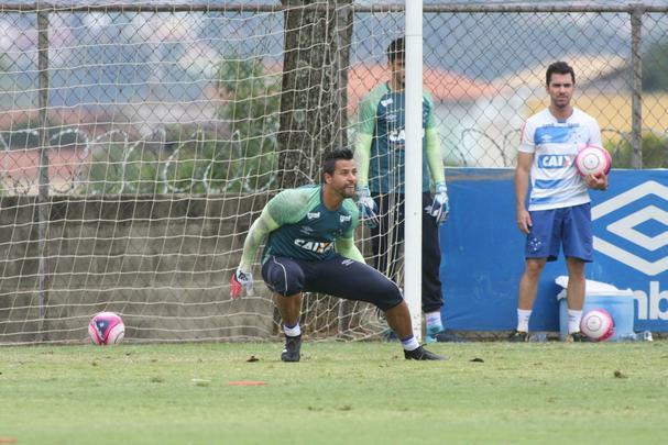 Imagens do treino do Cruzeiro nesta segunda-feira, 19 de fevereiro, na Toca da Raposa II