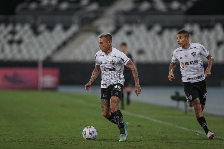 Fluminense e Atlético se enfrentaram nesta quinta-feira (26), em jogo de ida das quartas de final da Copa do Brasil