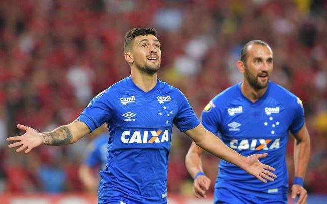 Fotos da vit�ria do Cruzeiro sobre o Flamengo por 2 a 0, nesta quarta-feira, no Maracan�. Gols de Arrascaeta e Thiago Neves garantiram ao time celeste vantagem nas oitavas de final da Copa Libertadores